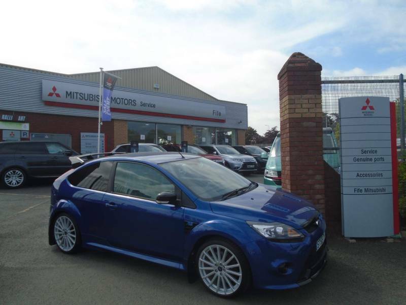 Compare Ford Focus Hatchback ST59TVF Blue