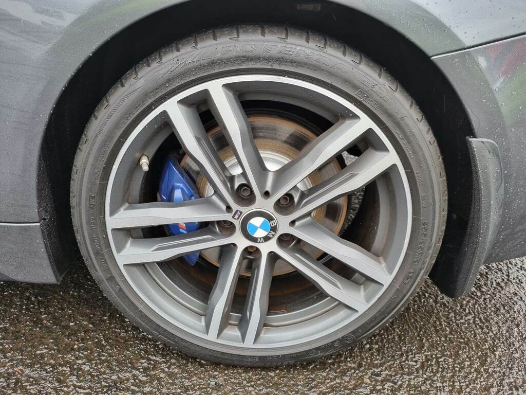 Compare BMW 4 Series 420D 190 M Sport BJ68GFO Grey