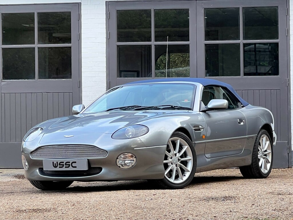 Compare Aston Martin Vantage 5.9 Volante 472 Gkm, 420 Bh VIJ954 Grey