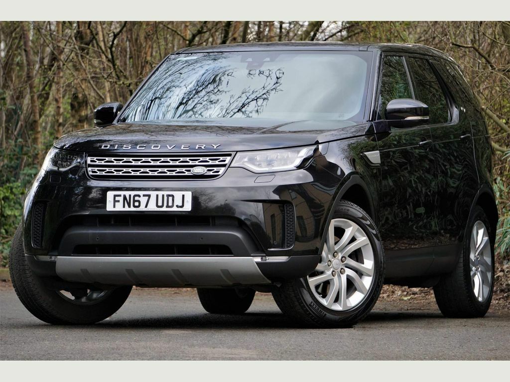 Compare Land Rover Discovery 3.0 Td V6 Hse 4Wd Euro 6 Ss FN67UDJ Black