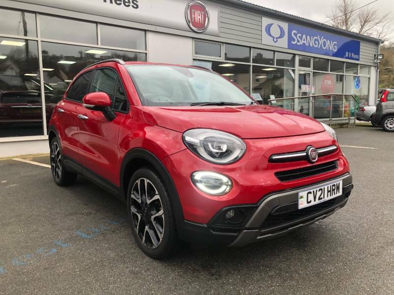 Compare Fiat 500X 500X Cross S-a CV21HRM Red