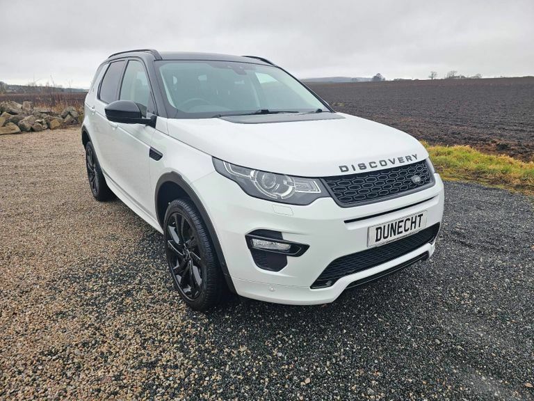 Compare Land Rover Discovery Sport 2.0 Td4 Hse Dynamic Lux BN17NDJ White