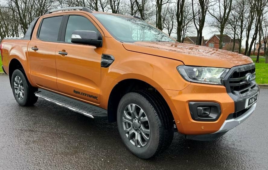 Compare Ford Ranger Up Double  