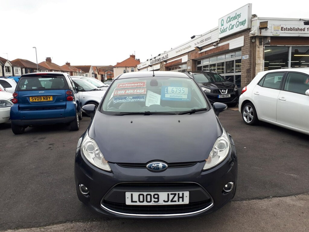 Compare Ford Fiesta 1.4 Titanium 3-Door From 5,595 Retail LO09JZH Grey