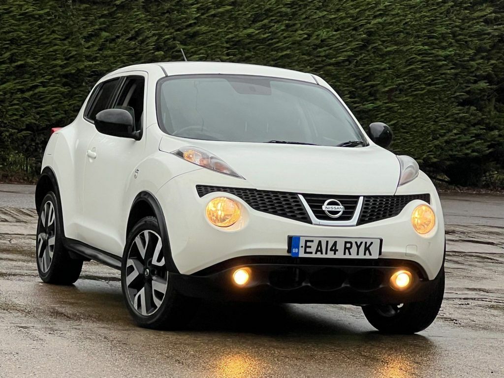 Compare Nissan Juke 1.5 Dci 8V N-tec Euro 5 EA14RYK White