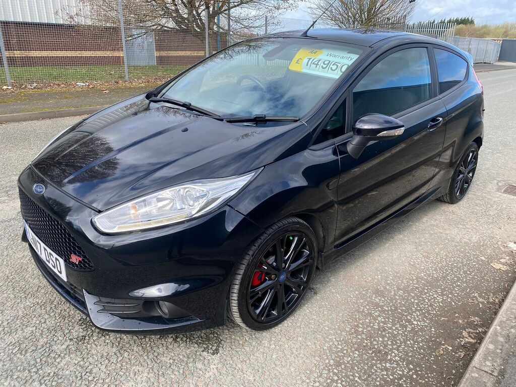 Compare Ford Fiesta Hatchback 1.6T Ecoboost St-3 Euro 6 201717 LN17DSO Black