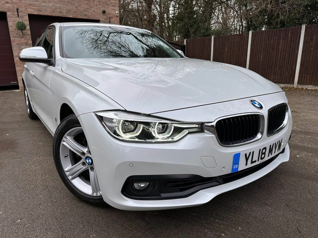 Compare BMW 3 Series 2.0 330E 7.6Kwh Se Euro 6 Ss YL18MYW White