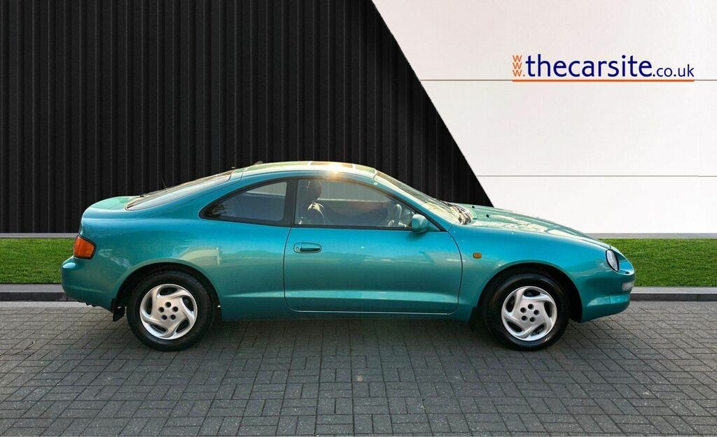 Compare Toyota Celica Coupe 1.8 St 1997P P796TGN Blue