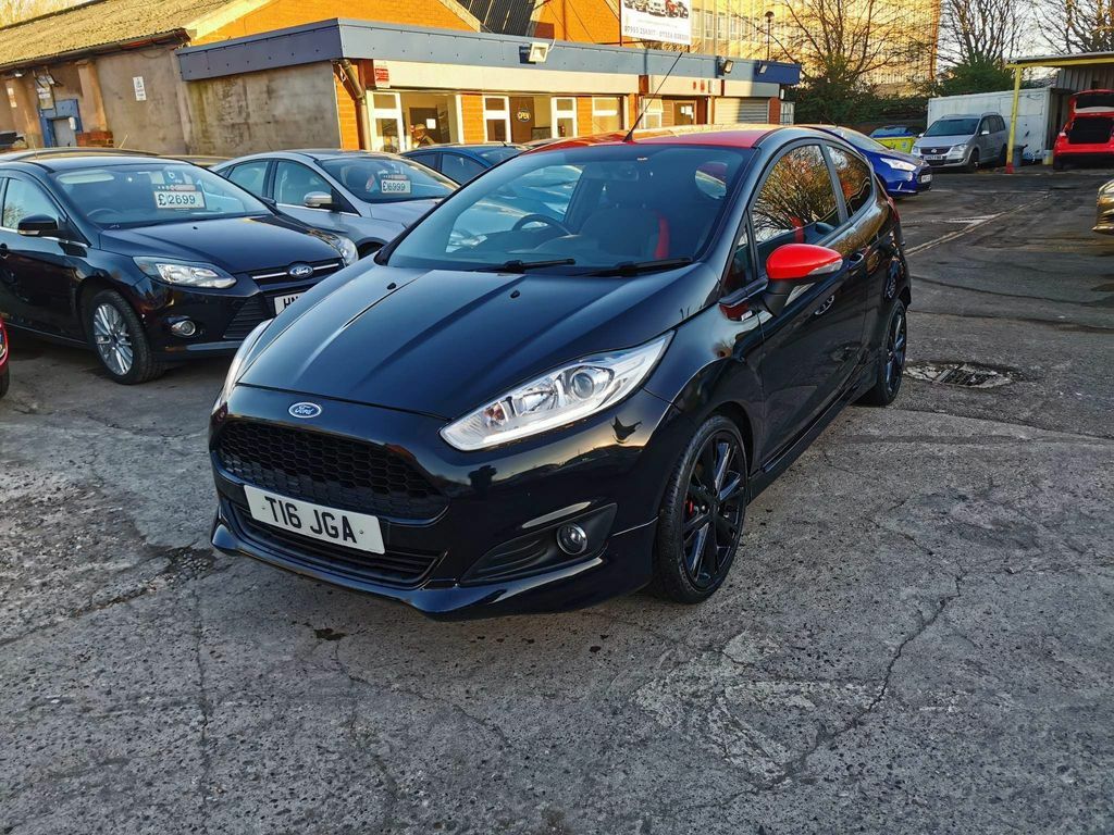 Compare Ford Fiesta 1.0T Ecoboost St-line Euro 6 Ss  Black