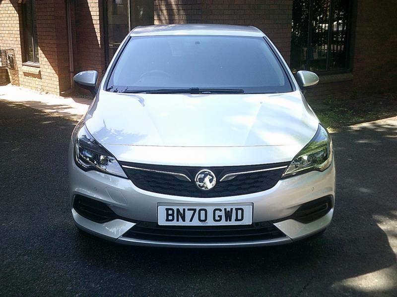 Compare Vauxhall Astra Astra Business Edition Nav Td BN70GWD Silver