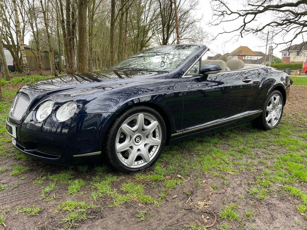 Compare Bentley Continental Gt Convertible 6.0 W12 Gtc 4Wd Euro 4 2006 AU56PPY Blue