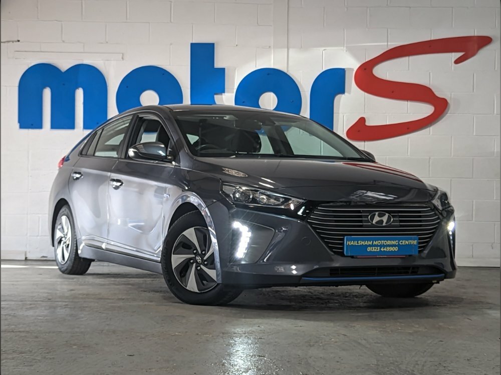 Compare Hyundai Ioniq 1.6 Gdi Hybrid Se Dctone Owner From New LW19PNO Grey