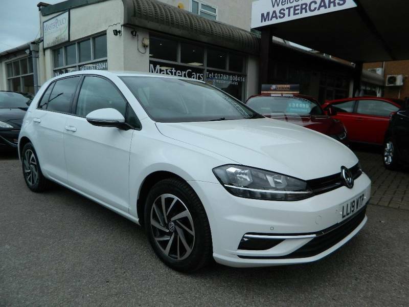 Compare Volkswagen Golf 1.6 Tdi Match - 64937 Miles 2 Owners Full Vw S LL19WTP White