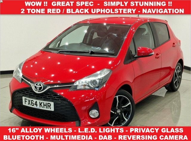 Compare Toyota Yaris 1.33 Vvt-i 99 Ps FX64KHR Red