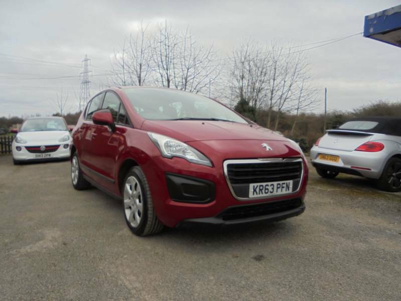 Compare Peugeot 3008 Hdi Access KR63PFN Red
