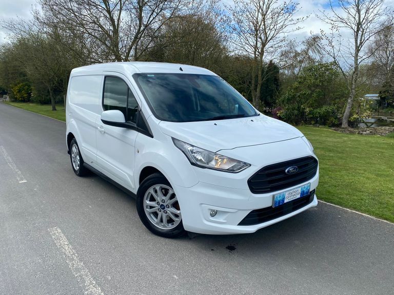 Compare Ford Transit Connect 1.5 Ecoblue 120Ps Limited Van YT19PJG White