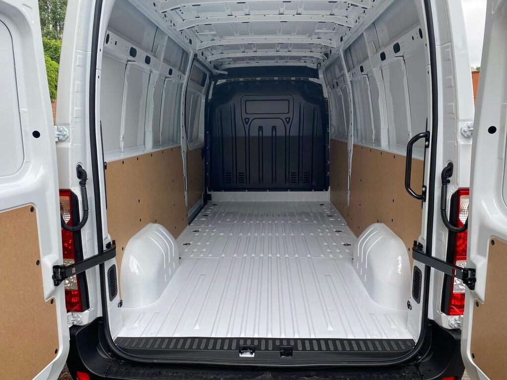 Compare Renault Master Panel Van 2.3 Dci 35 Business Fwd Lwb Medium Roof FG22MWK White