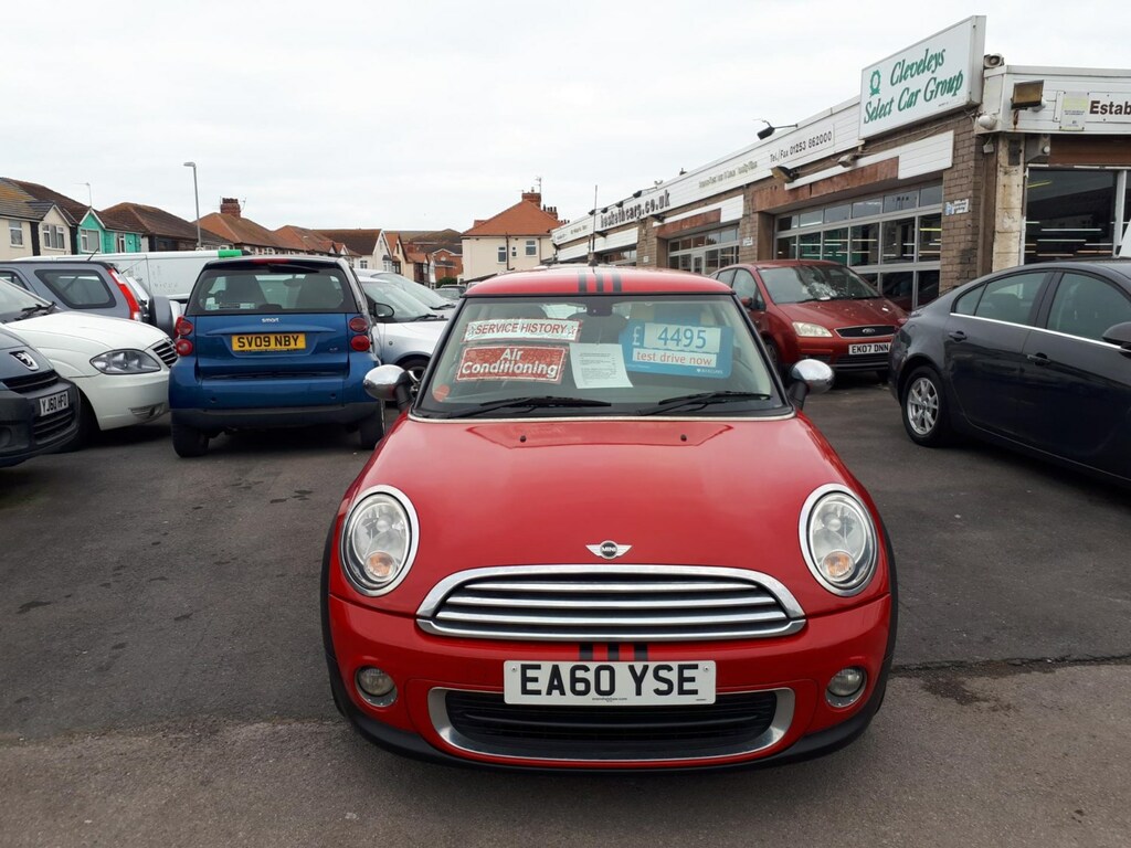 Compare Mini Hatch 1.6 One 3-Door From 3,195 Retail Package EA60YSE Red