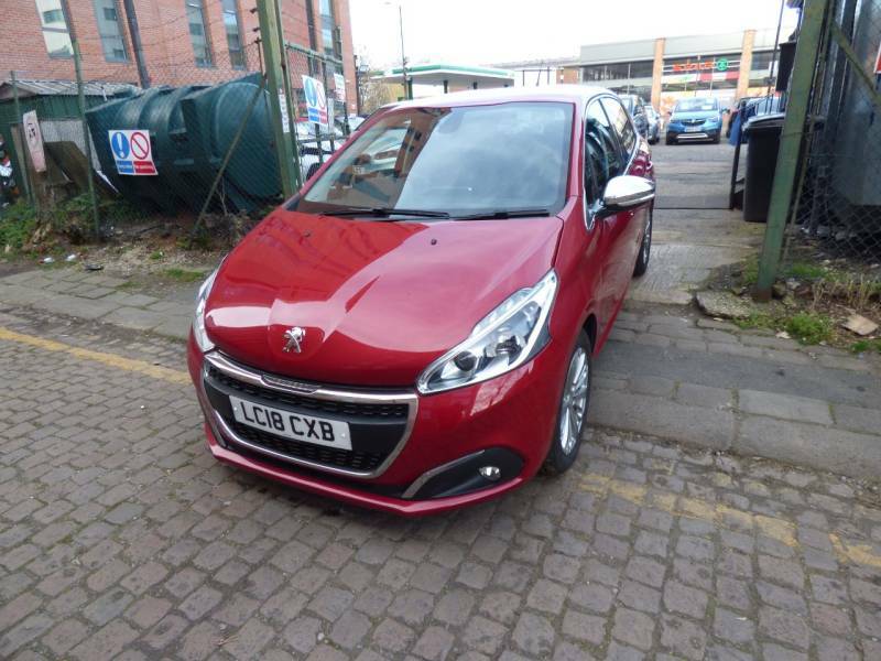 Compare Peugeot 208 Hatchback LC18CXB Red