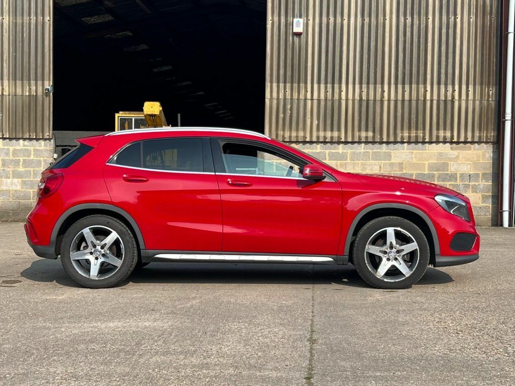 Compare Mercedes-Benz GLA Class 2.1 Gla200 Cdi Amg Line 7G-dct Euro 6 Ss LY15VSN Red