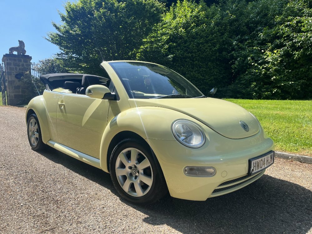 Volkswagen Beetle 1.4 2dr Yellow #1