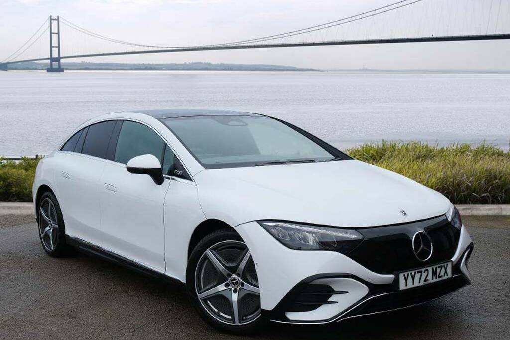 Compare Mercedes-Benz EQE 300 180Kw Amg Line Premium 89Kwh YY72MZX White