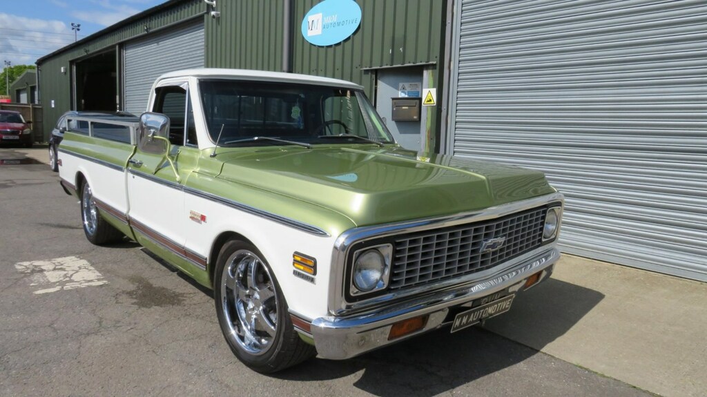 Compare Chevrolet C10 V8 Outstanding Condition BVM412K Green