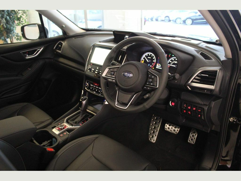 Compare Subaru Forester 2.0 E-boxer Xe Premium Lineartronic 4Wd Euro 6 S  Black