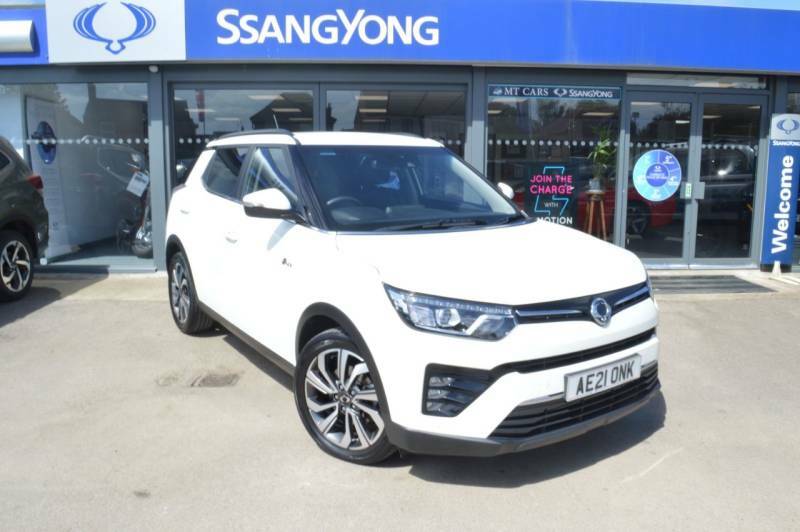 Compare SsangYong Tivoli Hatchback AE21ONK White