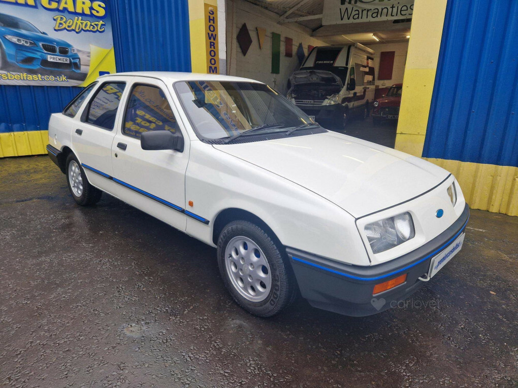 Compare Ford Sierra 2.0 Gl  