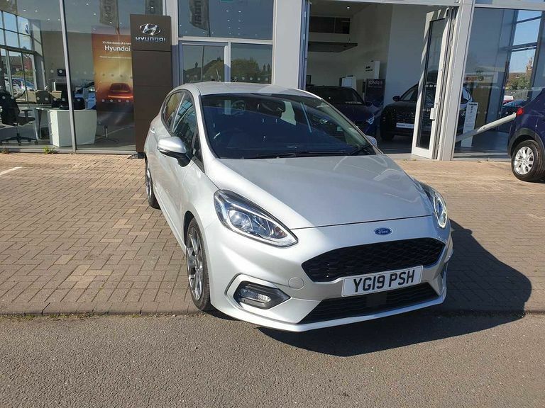 Compare Ford Fiesta 1.0T 140Ps St-line Ecoboost YG19PSH Silver