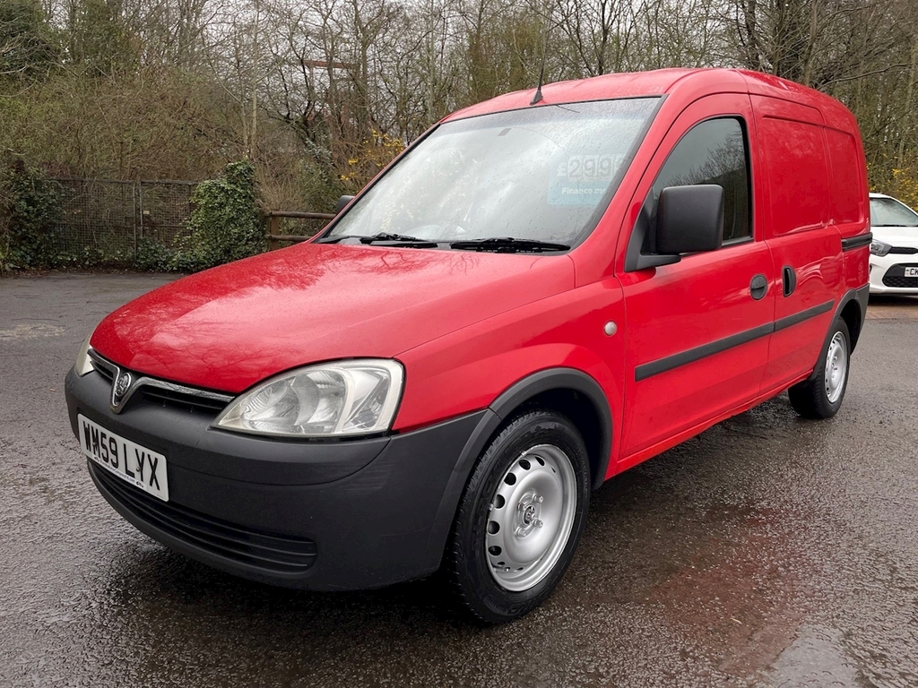 Compare Vauxhall Combo Cdti 1700 WM59LYX Red