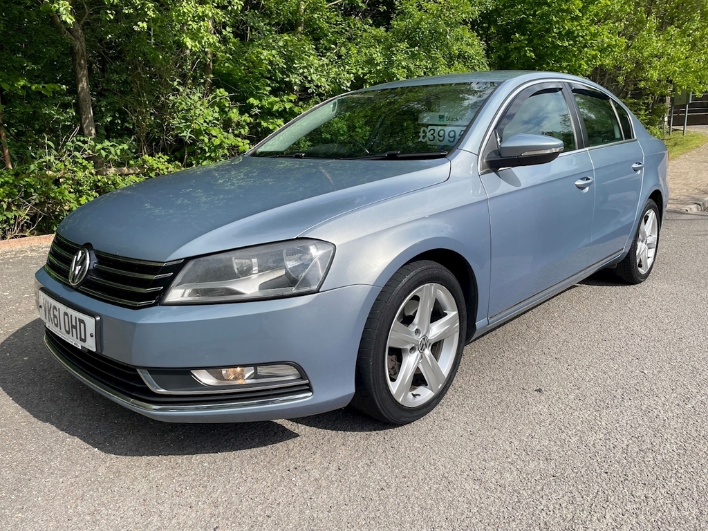 Compare Volkswagen Passat Tdi Bluemotion Tech Se VK61OHD Grey