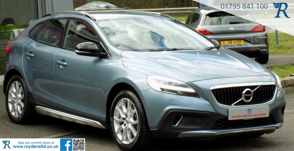 Volvo V40 Cross Country T3 Cross Country Pro Blue #1