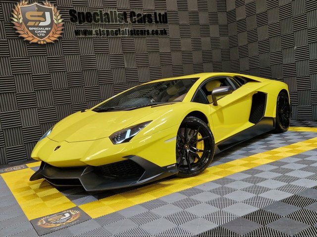Compare Lamborghini Aventador V12 LF63UPZ Yellow