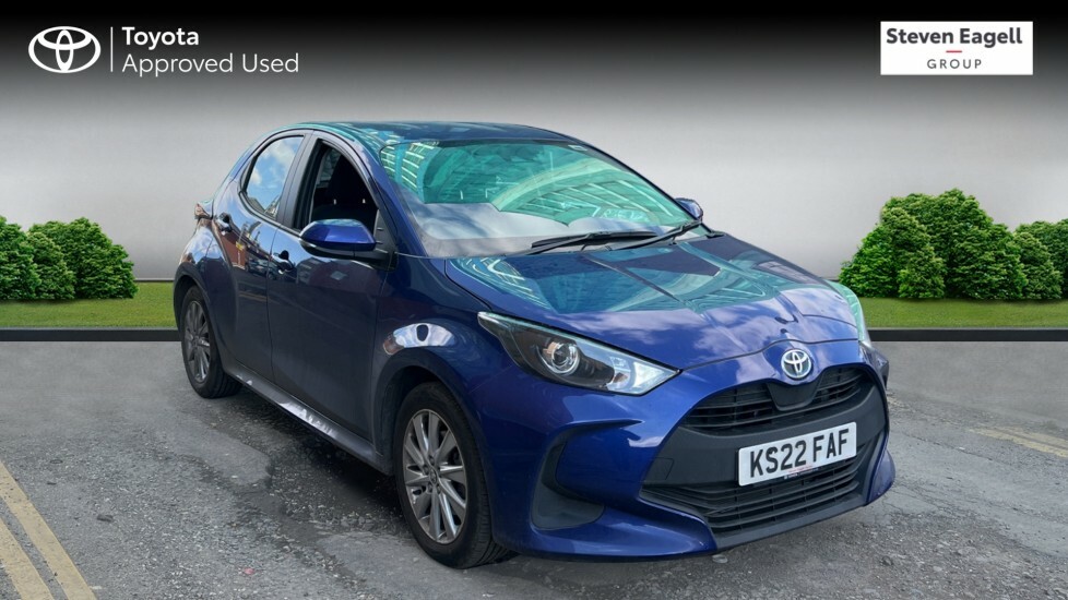 Compare Toyota Yaris Yaris Icon Hev Cvt KS22FAF Blue