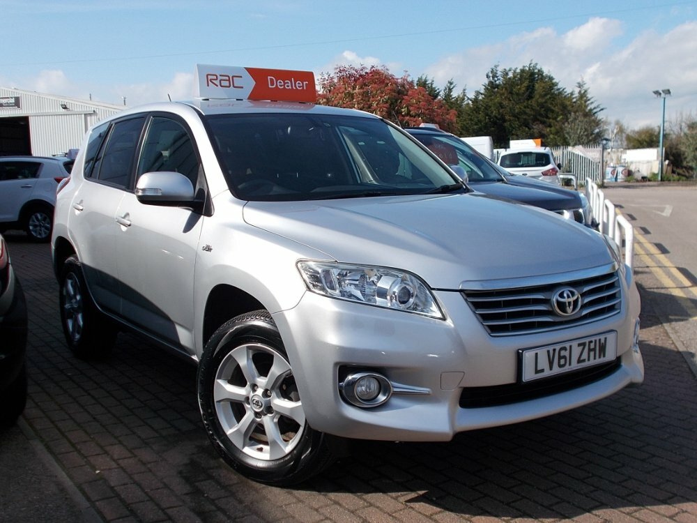 Compare Toyota Rav 4 2.2 Xt-r Only 35,000 Miles LV61ZHW Silver