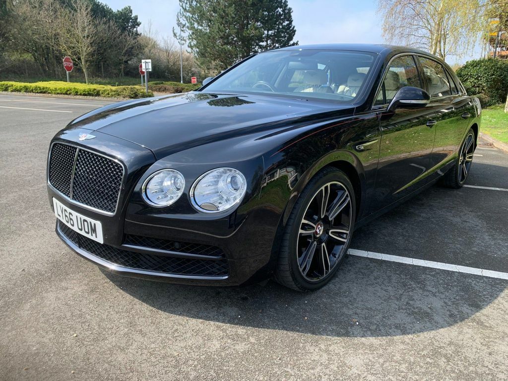 Compare Bentley Flying Spur 4.0 V8 4Wd Euro 6 LY66UOM Black