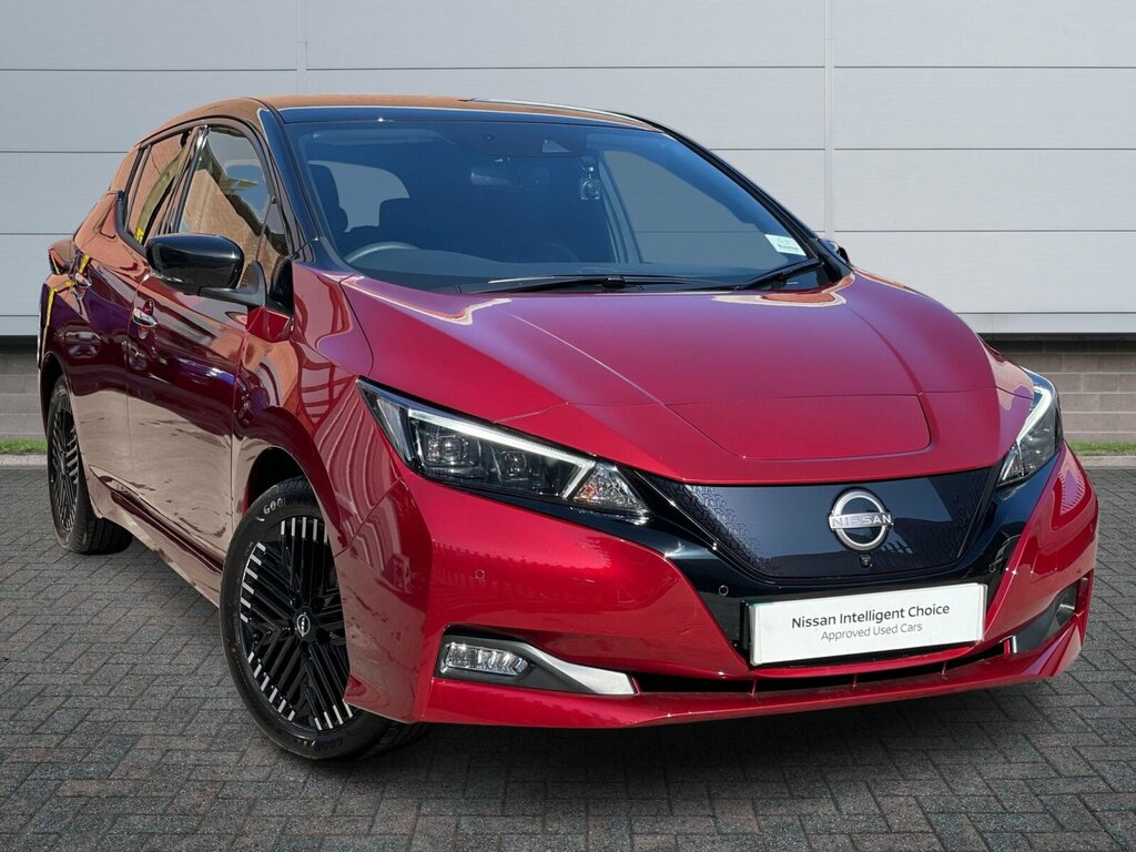 Compare Nissan Leaf Leaf Tekna YX23RSO Red