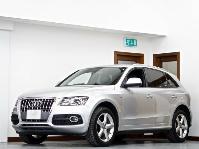 Compare Audi Q5 5dr Petrol Estate Automatic YJ61XYS Silver