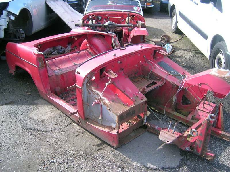 Compare MG Midget 2 X Shell And Parts BFT237C Red